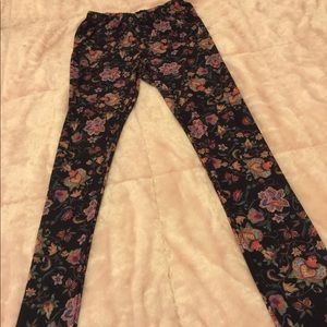 Floral leggings - brand new size medium